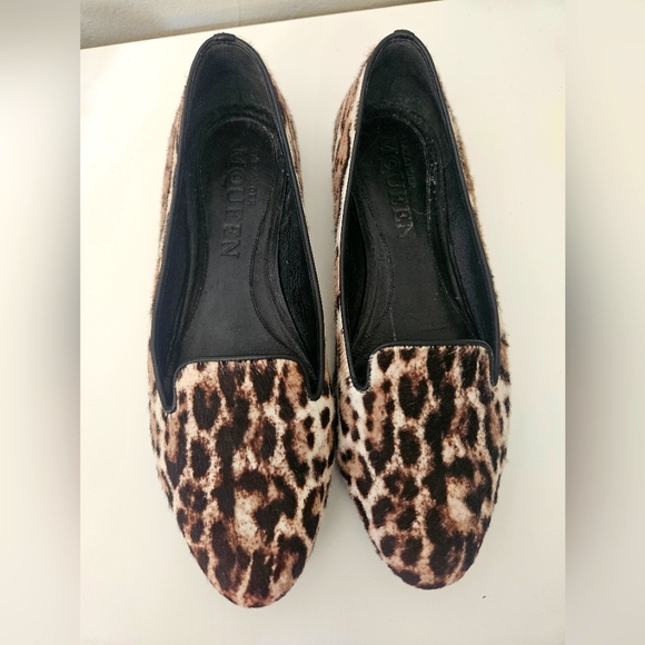 McQ by Alexander McQueen Shoes - McQ by Alexander McQueen Leopard Print Calf Hair and Black Leather Loafers Sz 38